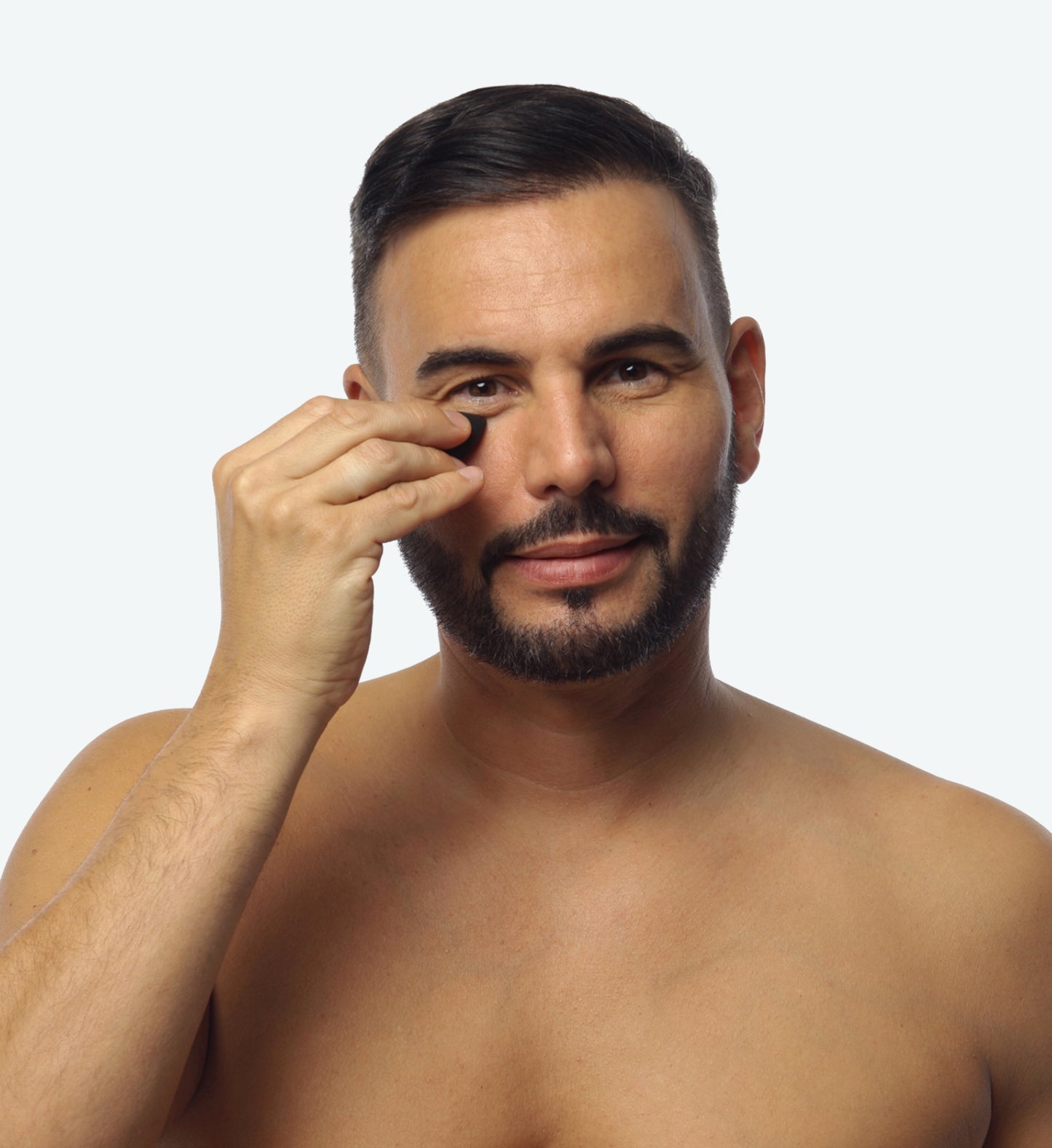 Kit anti-cernes pour cernes noirs : Correcteur + Applicateur Mousse