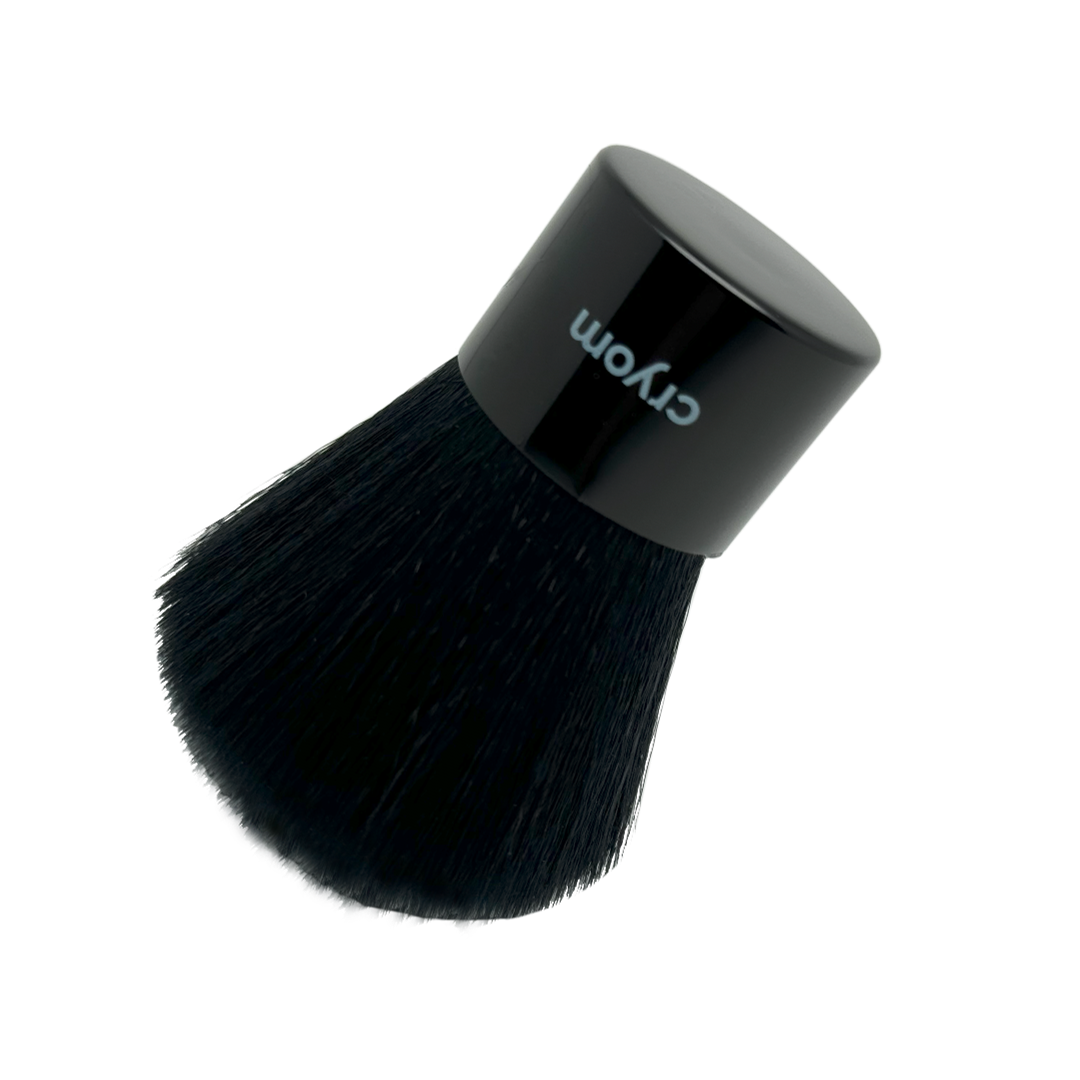 Applicateur KABUKI (noir) pour correcteurs poudres compactes