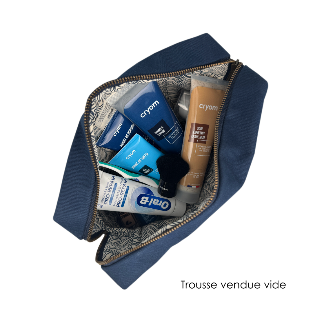 WEEKEND toiletry bag