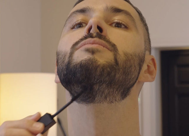 Correcteur de couleur pour barbe, sourcils et cheveux