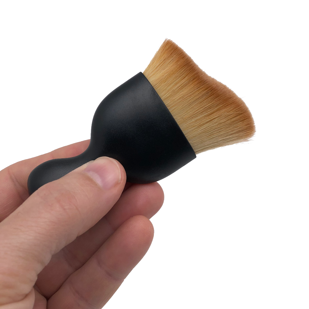 KABUKI brush applicator for complexion perfector