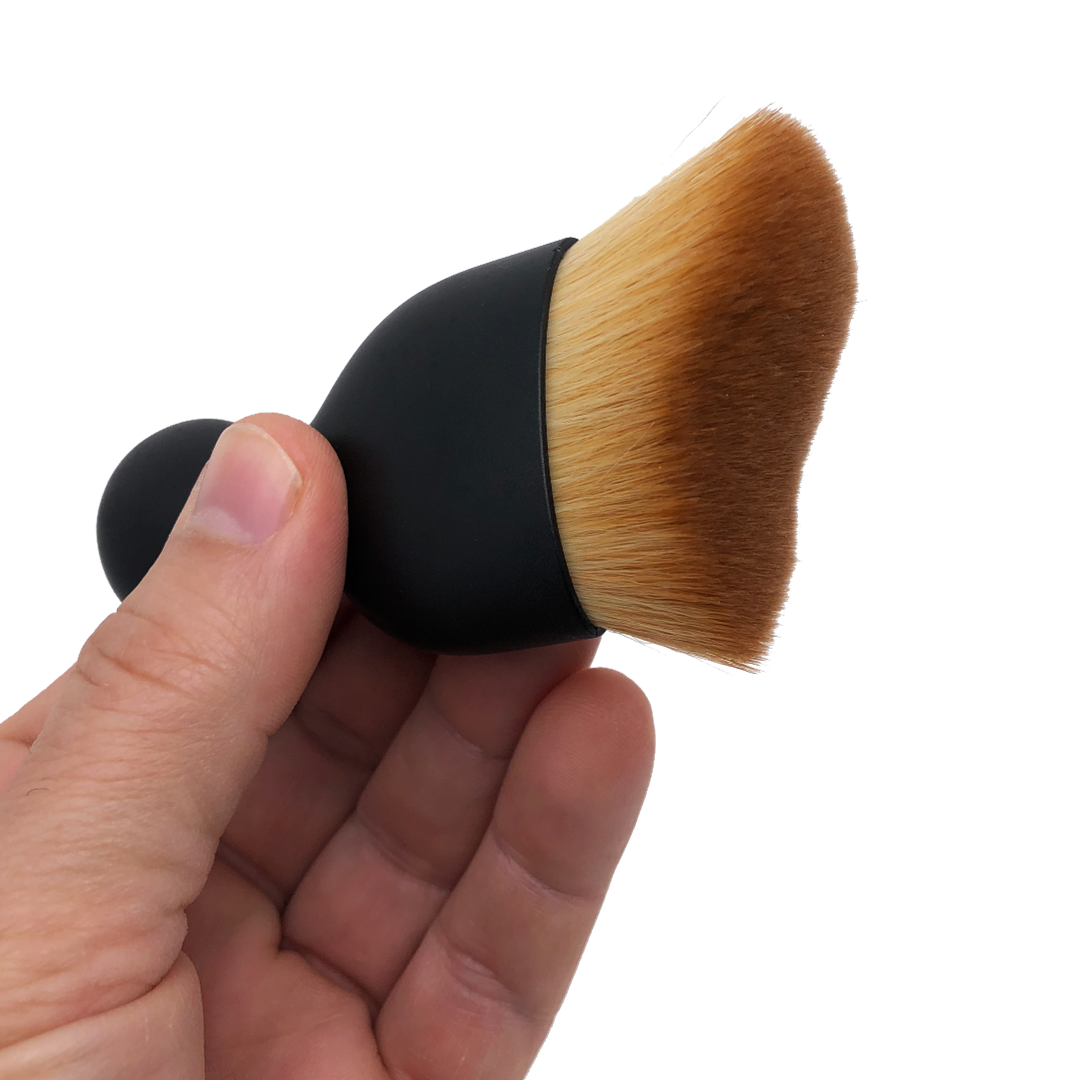 KABUKI brush applicator for complexion perfector