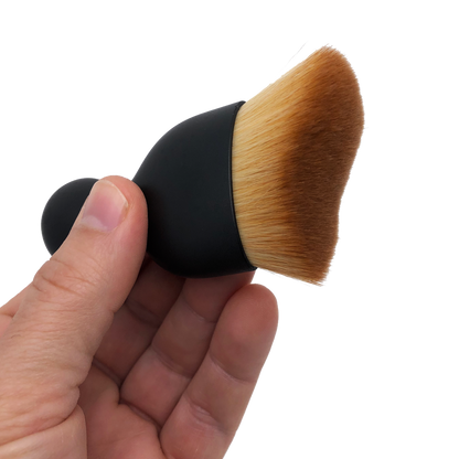 KABUKI brush applicator for complexion perfector