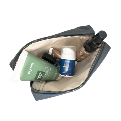 WEEKEND toiletry bag